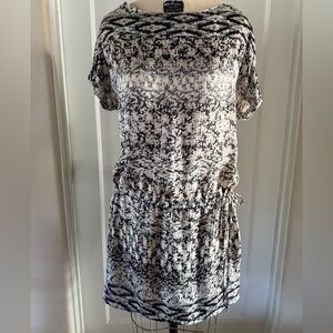 Black/Grey/Cream Texture Print Drop-Waist Dress from Paris